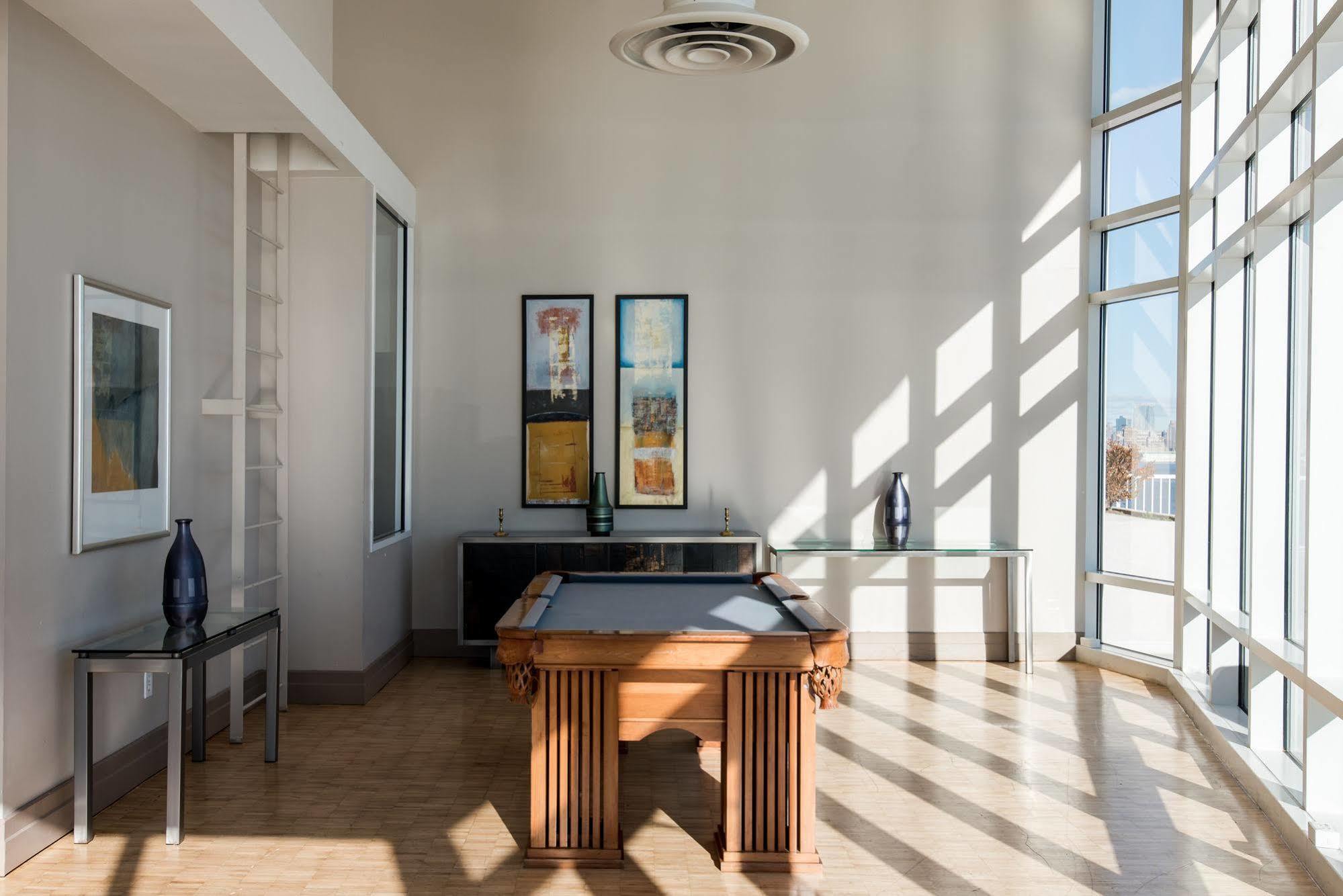Dharma Home Suites Jc At Exchange Place Jersey City Exteriér fotografie